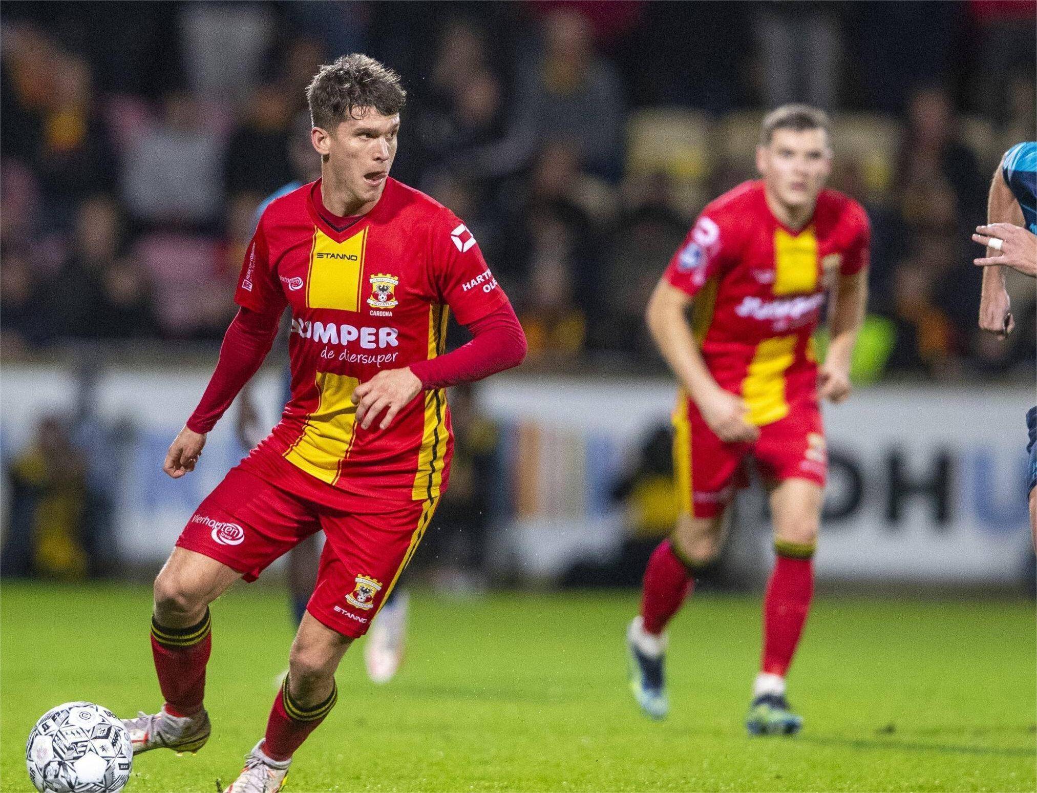 比赛中的战 比赛中的战